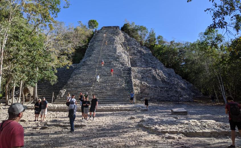 Maya Tempel Coba